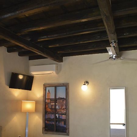 Suite White House Trani Bagian luar foto